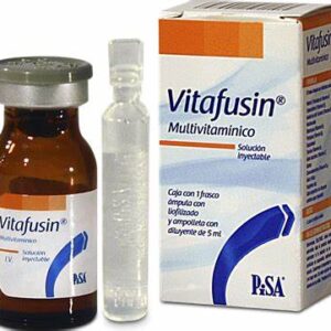 Multivitaminas. Solución Inyectable Infantil. Cada frasco ámpula con liofilizado contiene: Retinol (vitamina A) 2000.0 UI. Colecalciferol (vitamina D3) 200.0 UI. Acetato de alfa Tocoferol (vitamina E) 7.0 UI. Nicotinamida 17.0 mg. Riboflavina 1.4 mg. Clorhidrato de piridoxina equivalente a 1.0 mg de piridoxima. Dexpanteno equivalente a 5.0 mg de ácido pantoténico. Clorhidrato de tiamina equivalente a 1.2 mg de tiamina. Ácido ascórbico 80.0 mg. Biotina 0.02 mg. Cianocobalamina 0.001 mg. Ácido fólico 0.14 mg. Vitamina K 0.2 mg. Envase con 5 frascos ámpula y 5 ampolletas con 5 ml de diluyente.