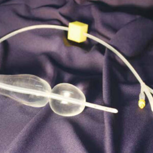 Sondas. Para esófago. De tres vías punta cerrada con cuatro orificios de látex con arillo radiopaco. Estéril y desechable. Tipo: sengstaken blakemore. Longitud: 100 cm. Calibre: 16 Fr. Pieza.