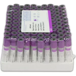 Tubos Para la toma y recolección de sangre por punción capilar. De polipropileno translúcido con EDTA y perlas mezcladoras. Tapón lila volumen de drenado 500 µL EDTA 22-33 mg por tubo; tapón recolector de flujo. Caja con 200.
