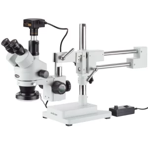 Sistema universal de video para endoscopios.. Equipo adaptable a endoscopios para reproducción de imágenes con fines de diagnóstico y tratamiento. Sistema electrónico integrado en un soporte rodable con gabinetes conexión eléctrica múltiple y brazo articulado. Consta de: unidad de memoria de 1.2 Mb RAM. Monitor con panel frontal impermeable de alta resolución horizontal de 500 líneas pantalla de 14š a color con entrada de video y salida de audio con Adaptadores. para conexión de video. Graficador de 32 colores. Módulo de control universal. Múltiples entradas y salidas de video.